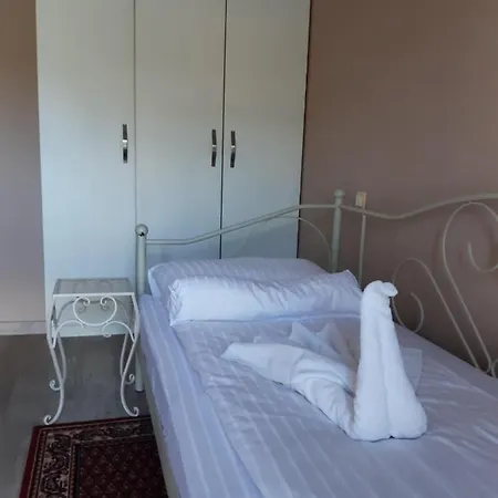 Oaza - Zvornicko Jezero Casa de hóspedes 3*