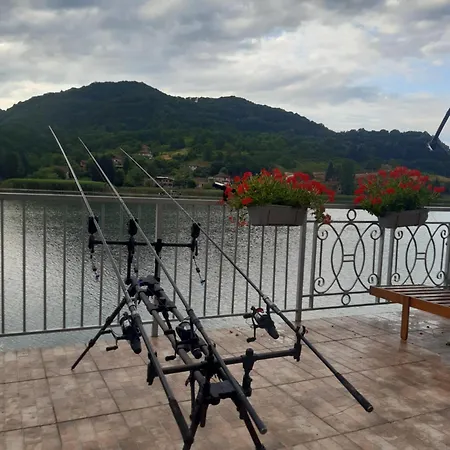 Oaza - Zvornicko Jezero Penzion