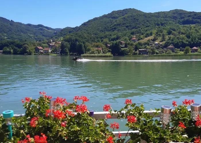 Oaza - Zvornicko Jezero 3*